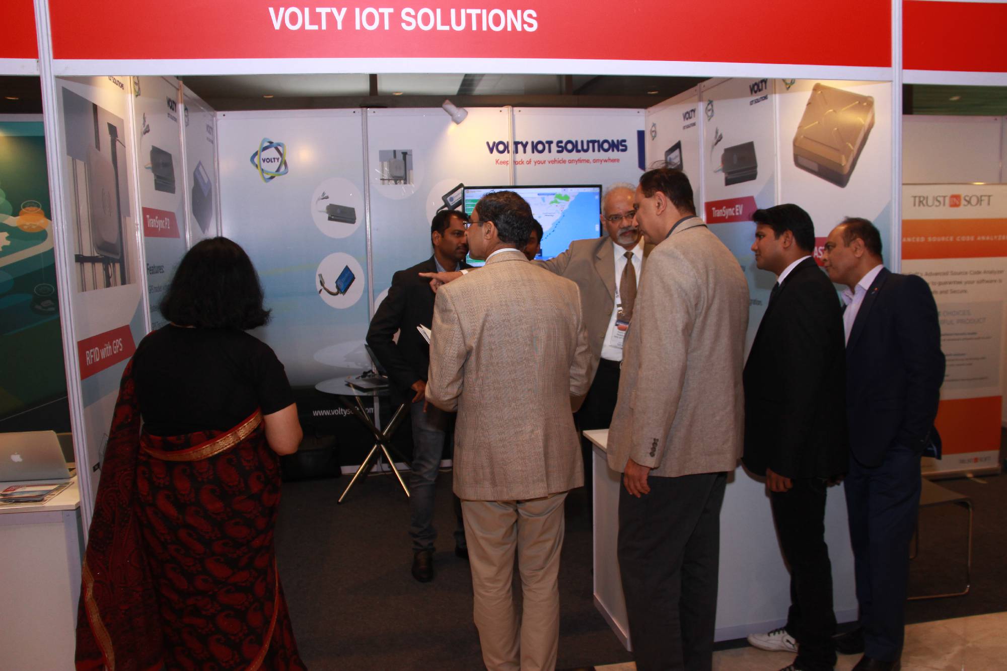 gps Tracker for car manufacturers in india - transync stall at talematic india
